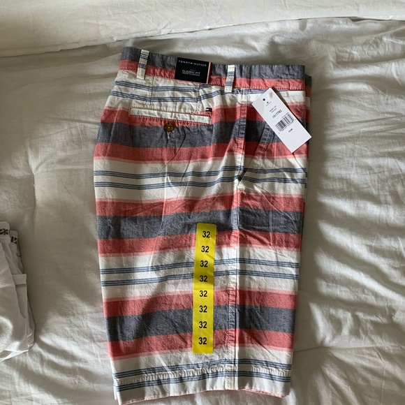 Men’s brand new Tommy Hilfiger shorts - Picture 2 of 6